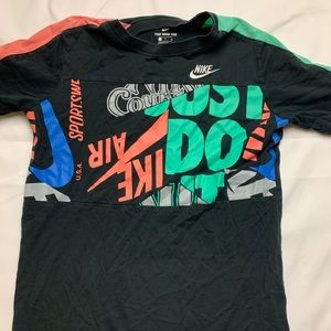 Nike kids Tshirt large